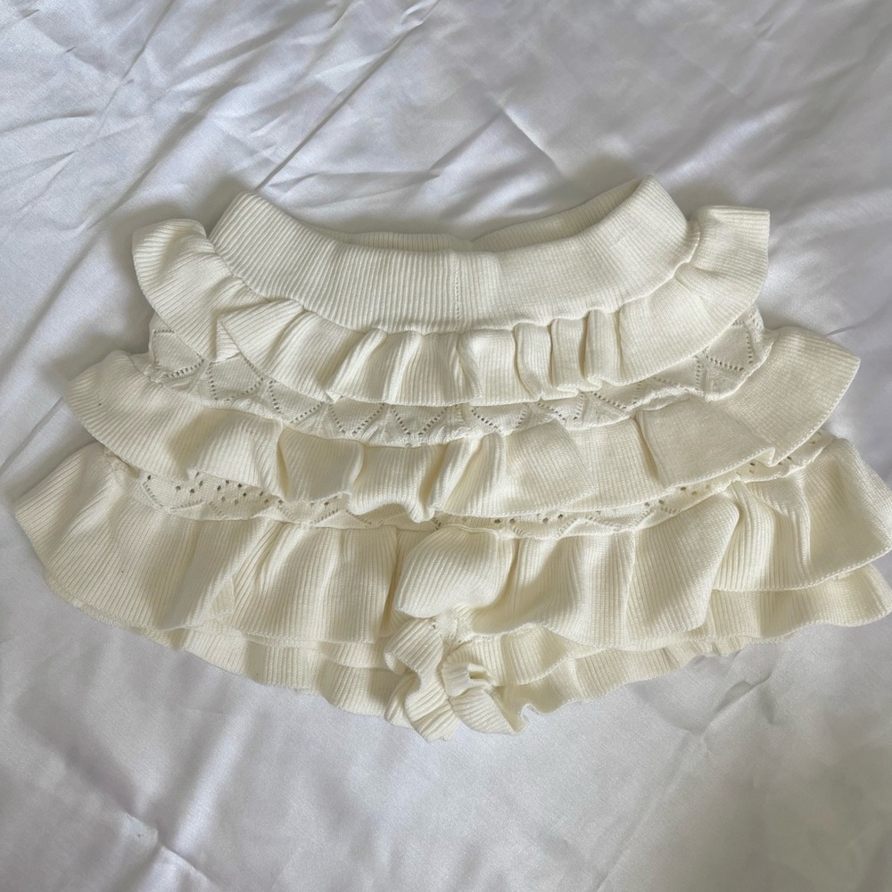 Cream Ruffled Shorts